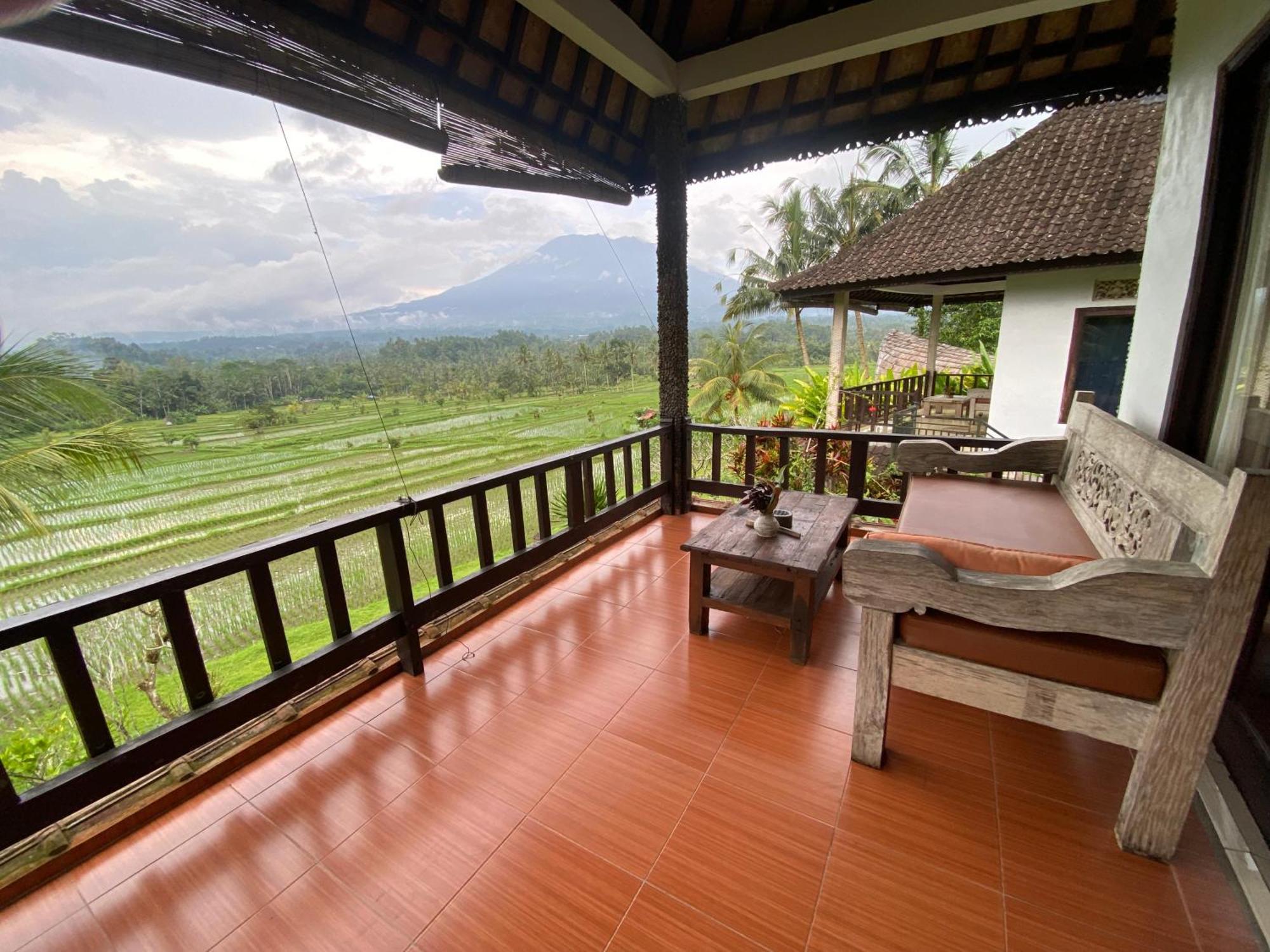 Great Mountain Views Villa Resort Selat Luaran gambar